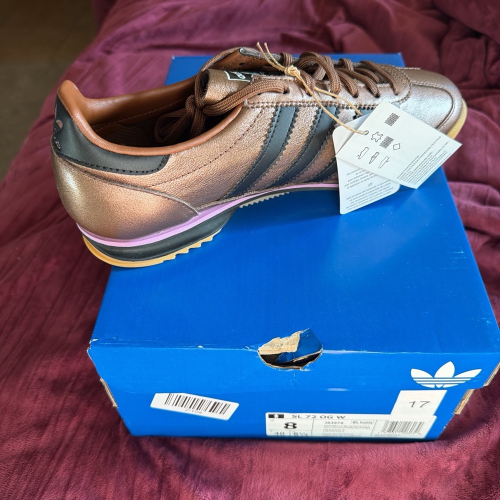 adidas Metallic Copper SL 72